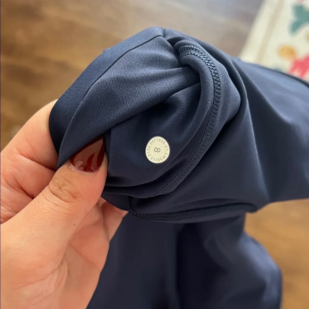 Lululemon athletica Navy High-Rise Leggings 28” - Picture 9 of 9